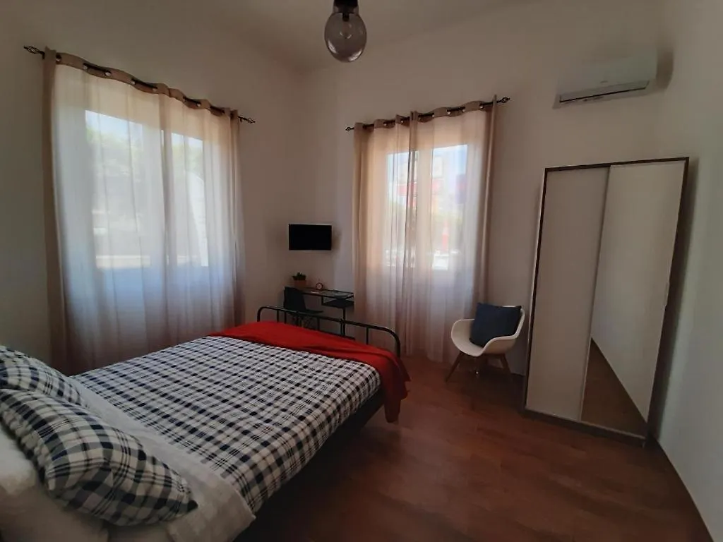 Triscele House Hotel Palermo 0*,  Italien